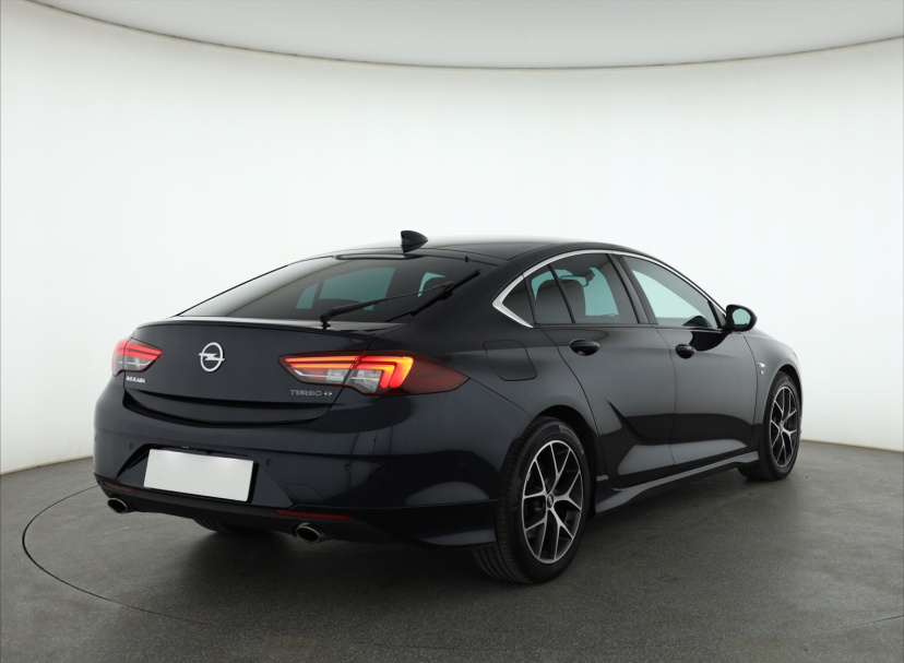 Opel Insignia, 2018