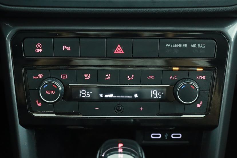 Volkswagen T-Cross, 2021
