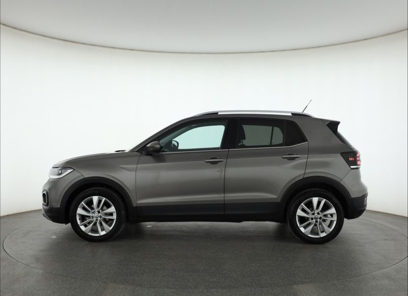 Volkswagen T-Cross, 2021