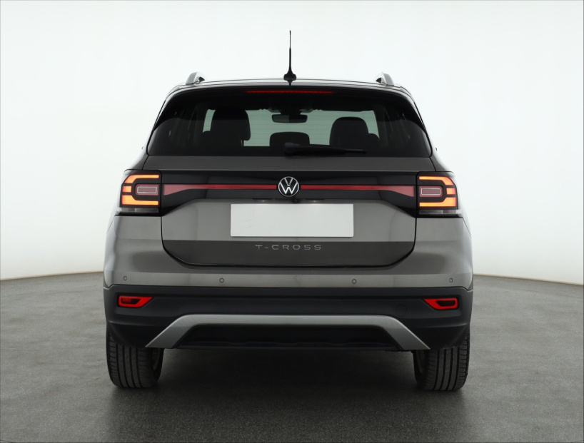 Volkswagen T-Cross, 2021