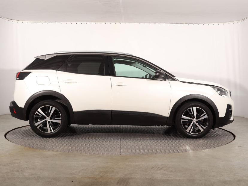 Peugeot 3008, 2019