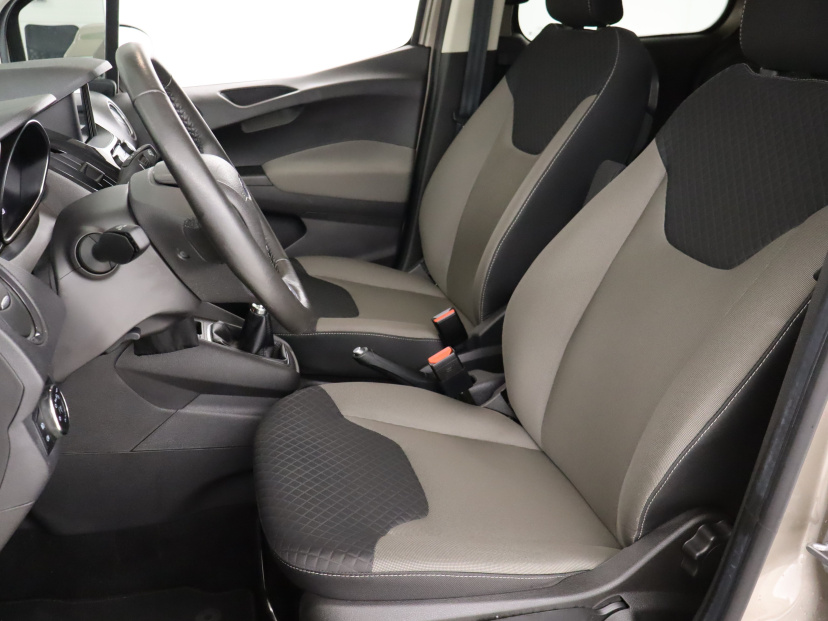 Ford Tourneo Courier, 2019