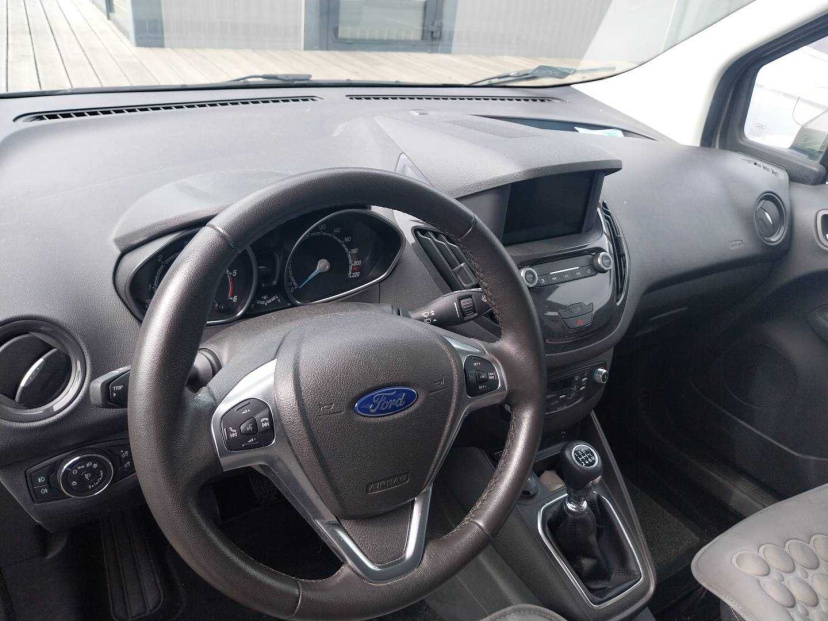 Ford Tourneo Courier, 2019
