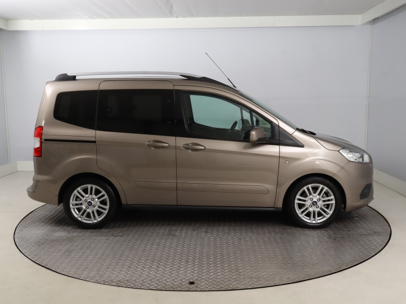Ford Tourneo Courier, 2019