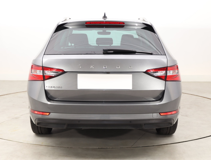 Škoda Superb, 2022