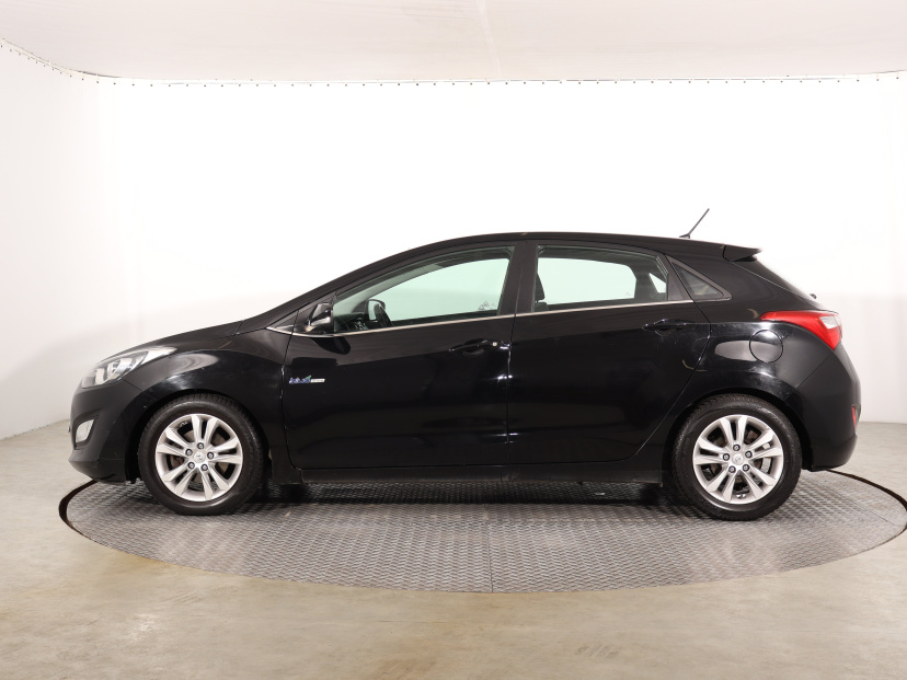 Hyundai i30, 2013