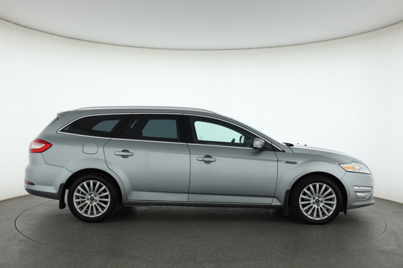 Ford Mondeo, 2012