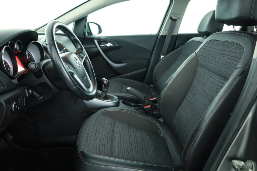 Opel Astra, 2018