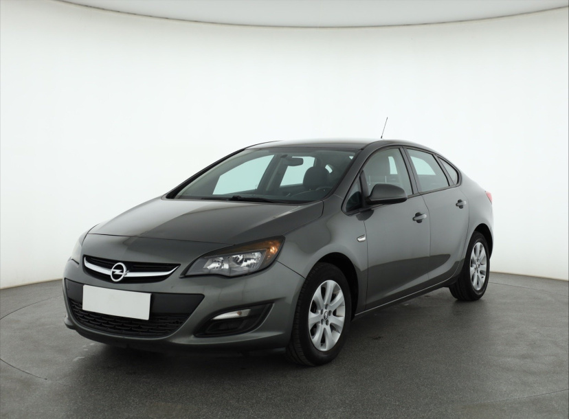 Opel Astra, 2018