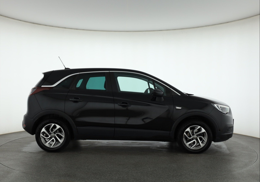 Opel Crossland, 2020