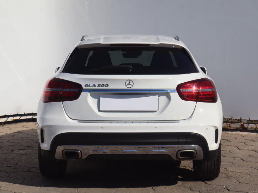 Mercedes-Benz GLA, 2019