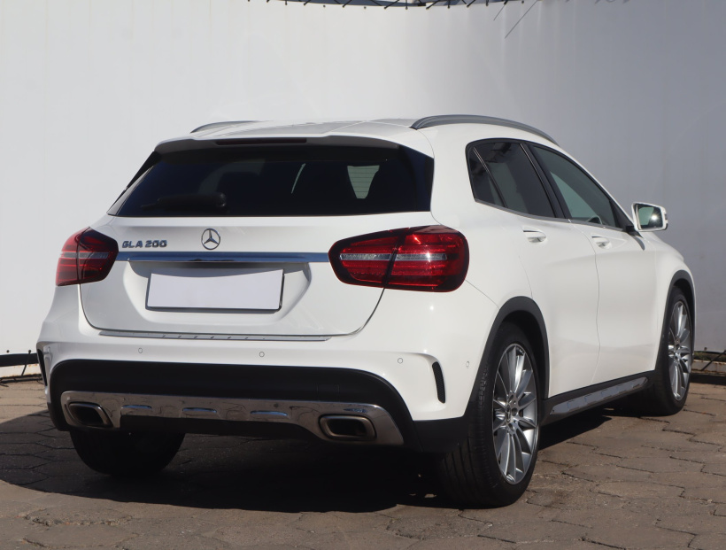 Mercedes-Benz GLA, 2019
