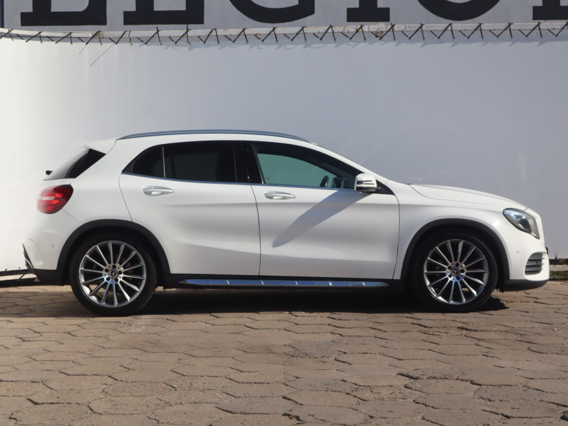 Mercedes-Benz GLA, 2019