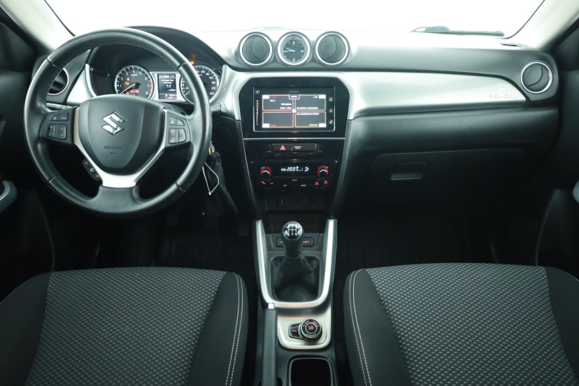 Suzuki Vitara, 2015