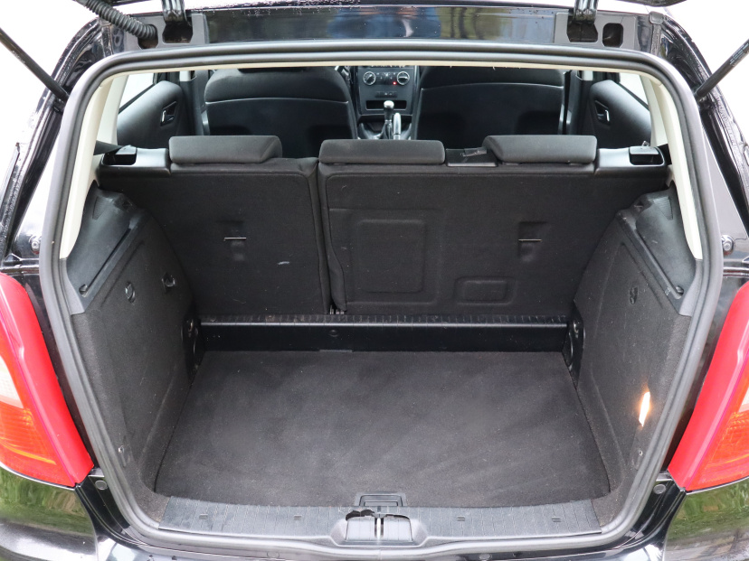 Mercedes-Benz A, 2012