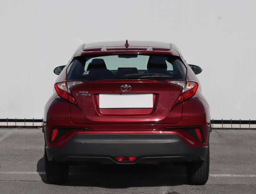 Toyota C-HR, 2019