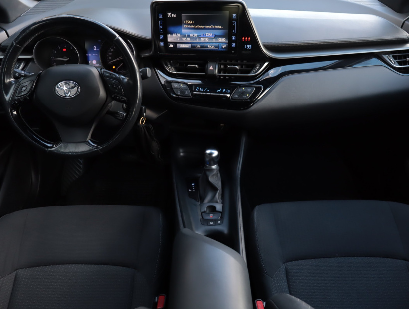 Toyota C-HR, 2019