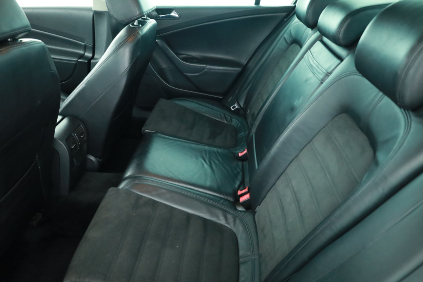 Volkswagen Passat, 2008