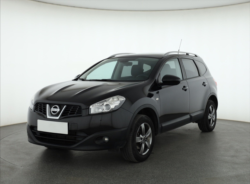 Nissan Qashqai+2, 2011