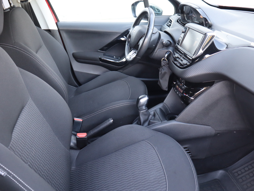 Peugeot 208, 2017