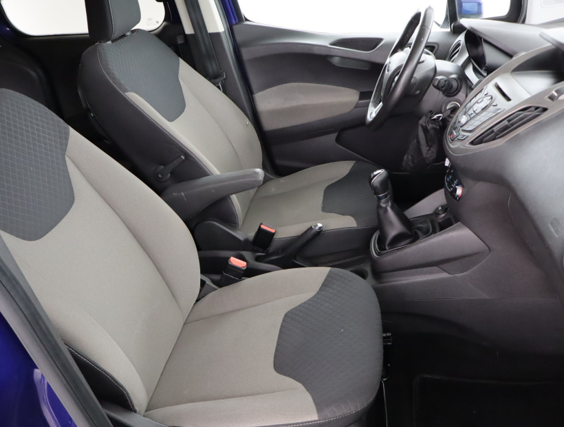 Ford Tourneo Courier, 2017