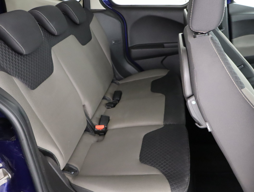 Ford Tourneo Courier, 2017