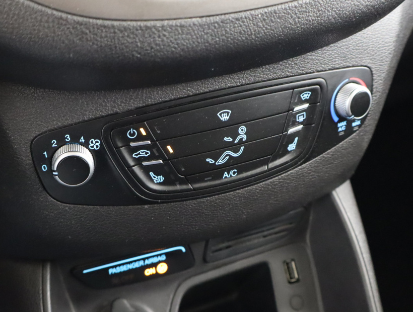 Ford Tourneo Courier, 2017