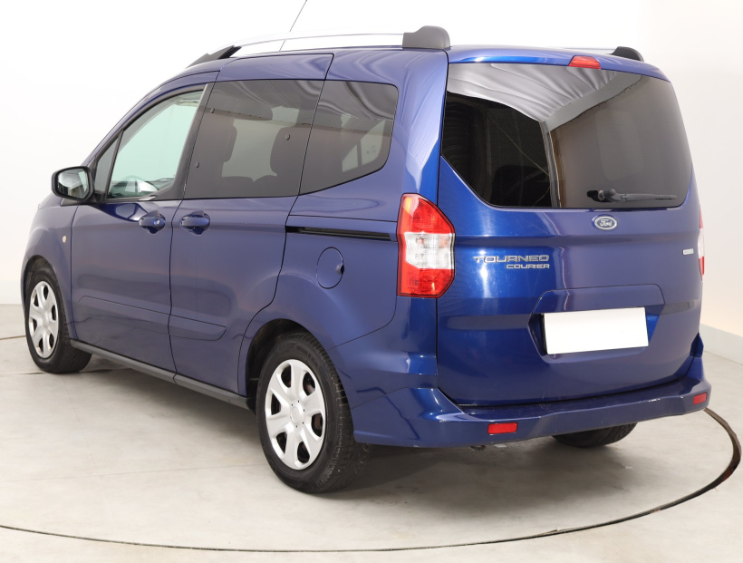 Ford Tourneo Courier, 2017