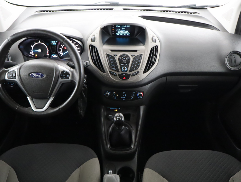 Ford Tourneo Courier, 2017