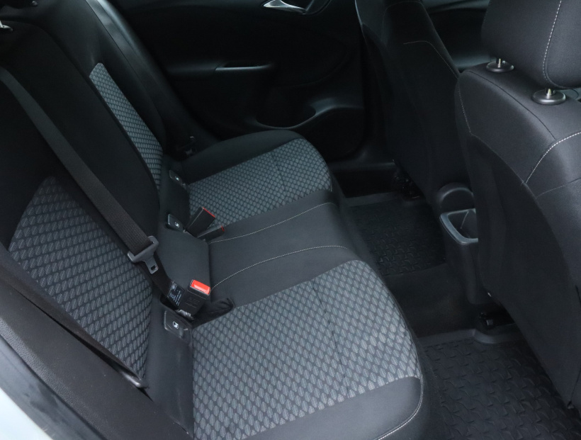 Opel Astra, 2016