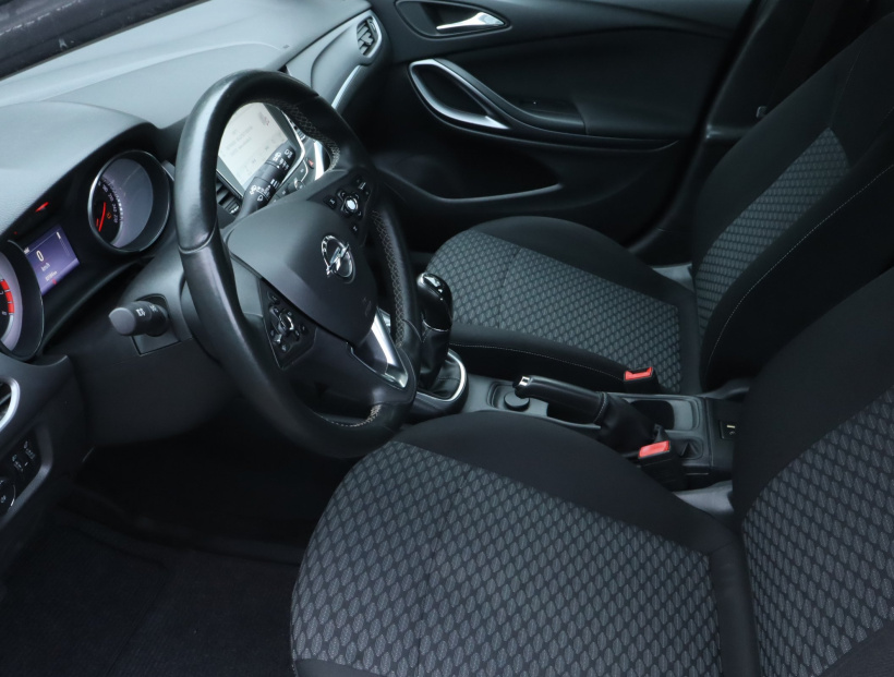 Opel Astra, 2016
