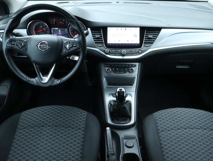 Opel Astra, 2016