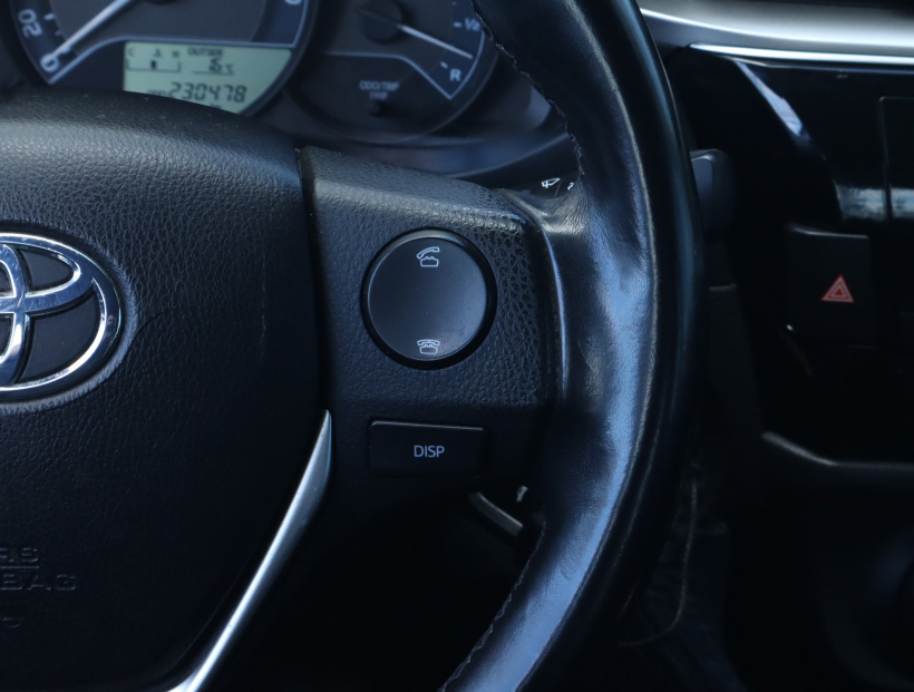 Toyota Corolla, 2015