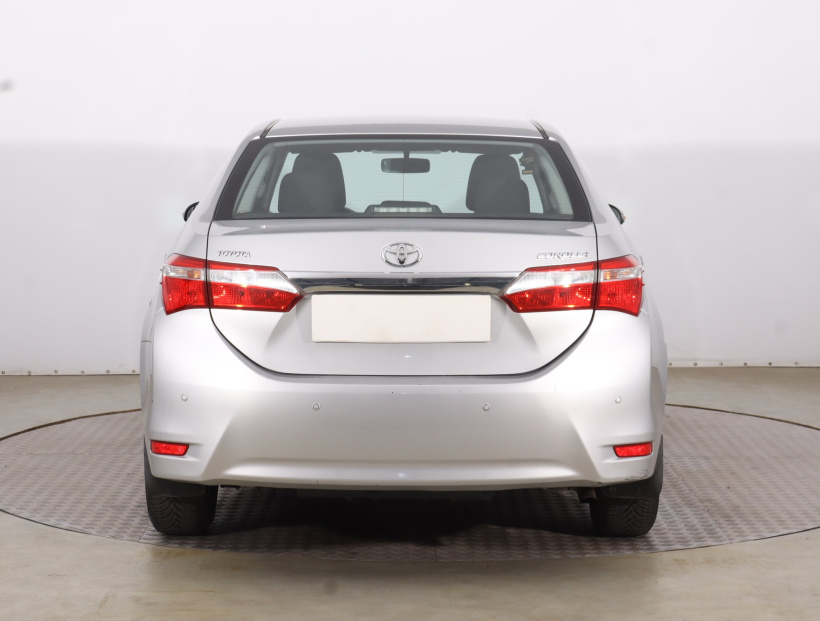 Toyota Corolla, 2015