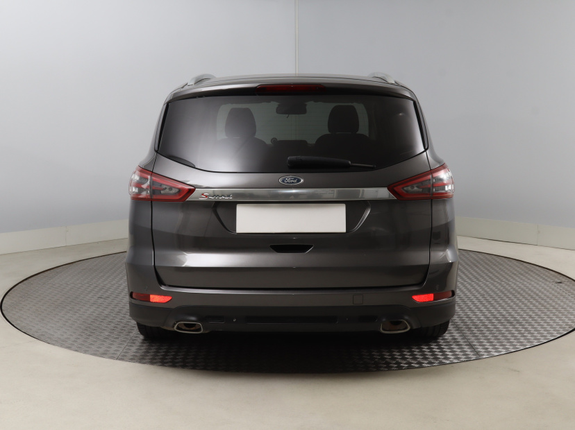 Ford S-Max, 2016