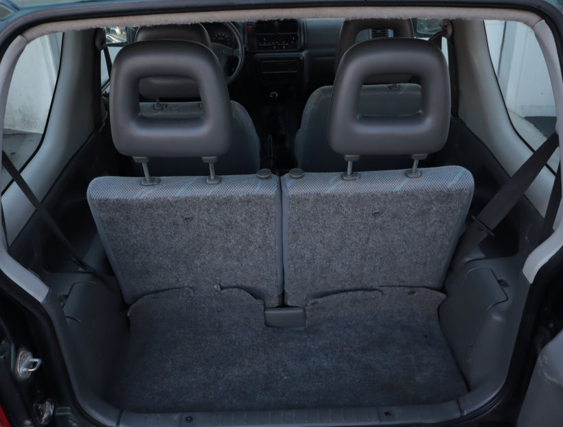 Suzuki Jimny, 2001