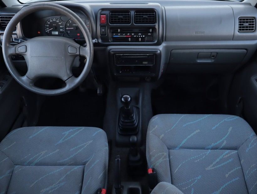 Suzuki Jimny, 2001