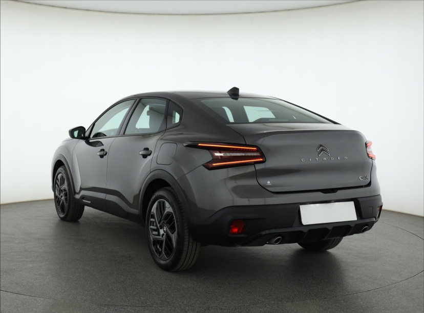 Citroen C4 X, 2024