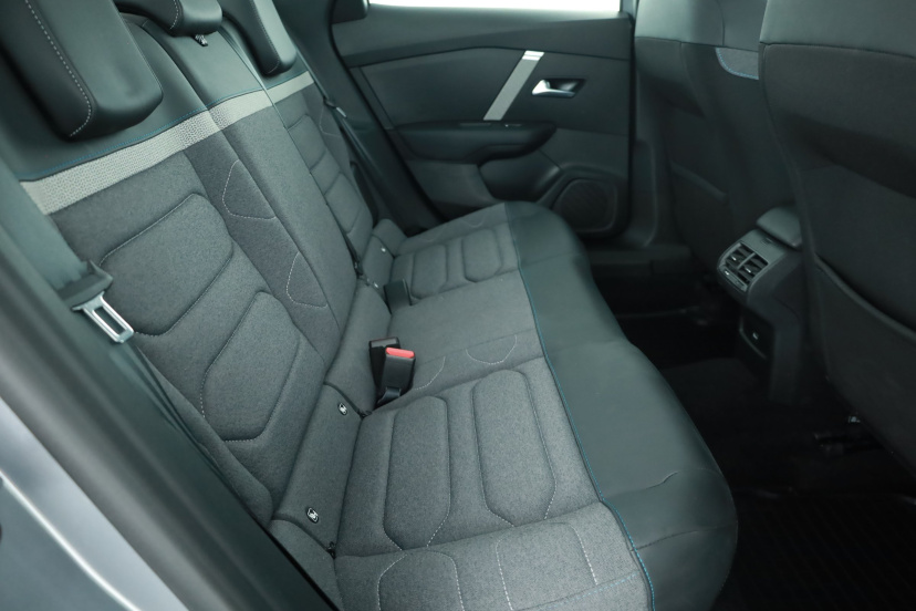 Citroen C4 X, 2024