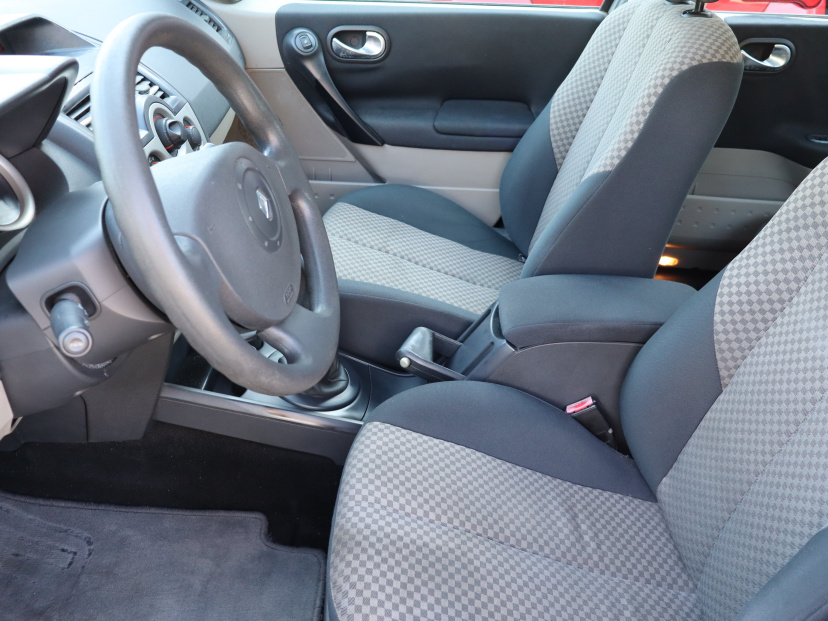 Renault Megane, 2004