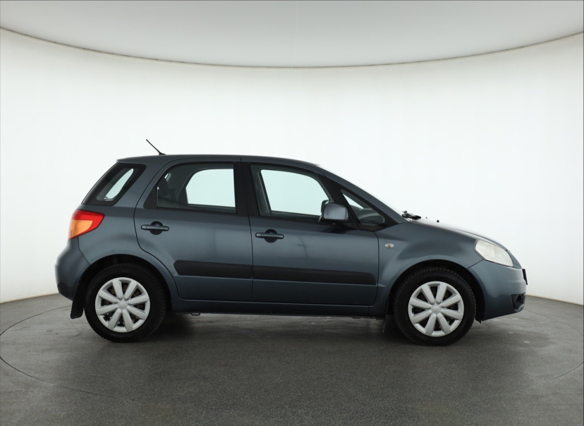 Suzuki SX4, 2009