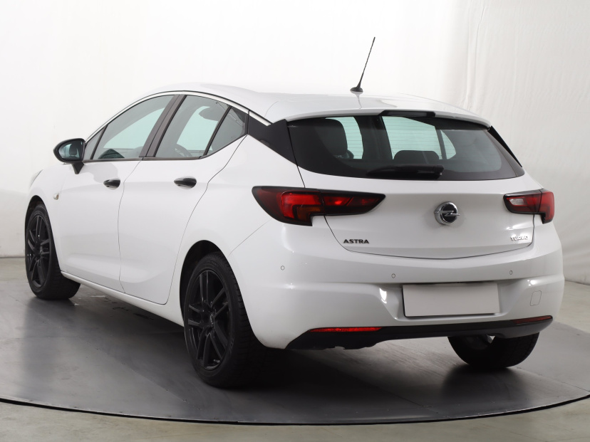 Opel Astra, 2018