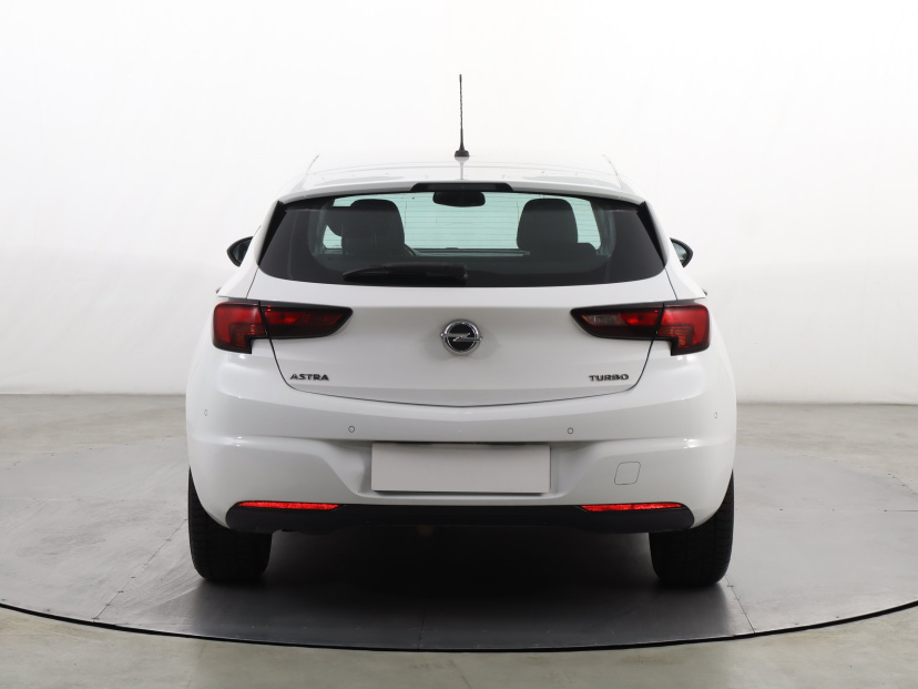 Opel Astra, 2018