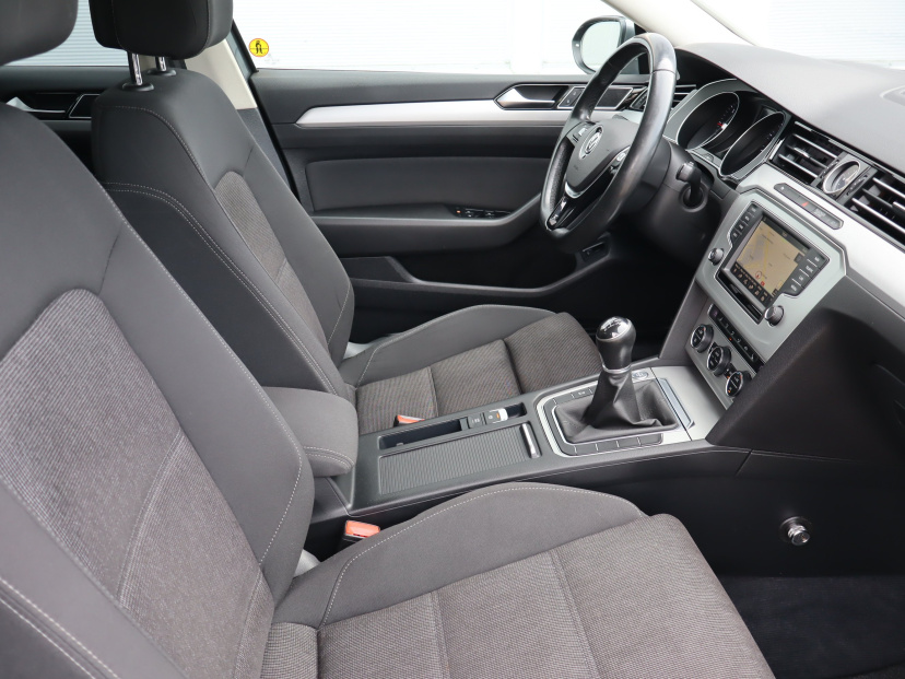 Volkswagen Passat, 2015