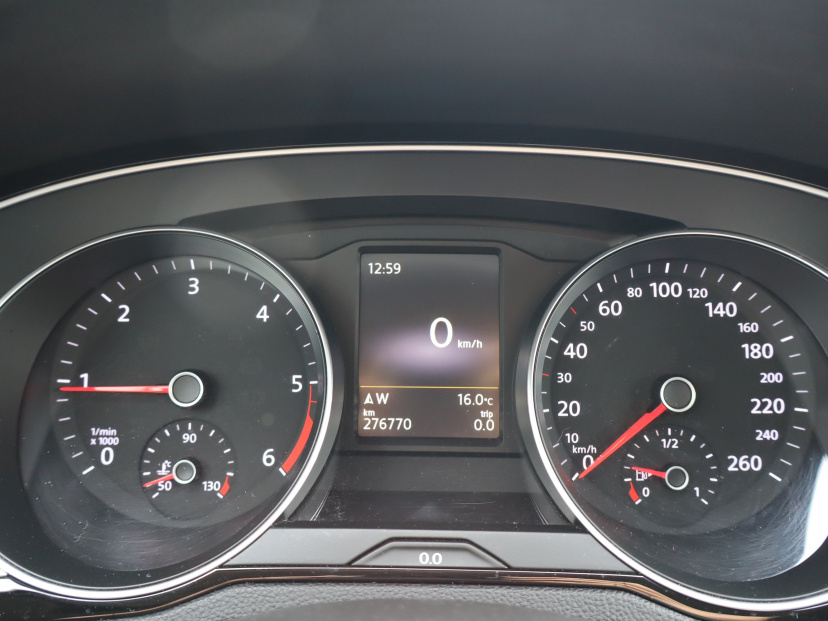 Volkswagen Passat, 2015