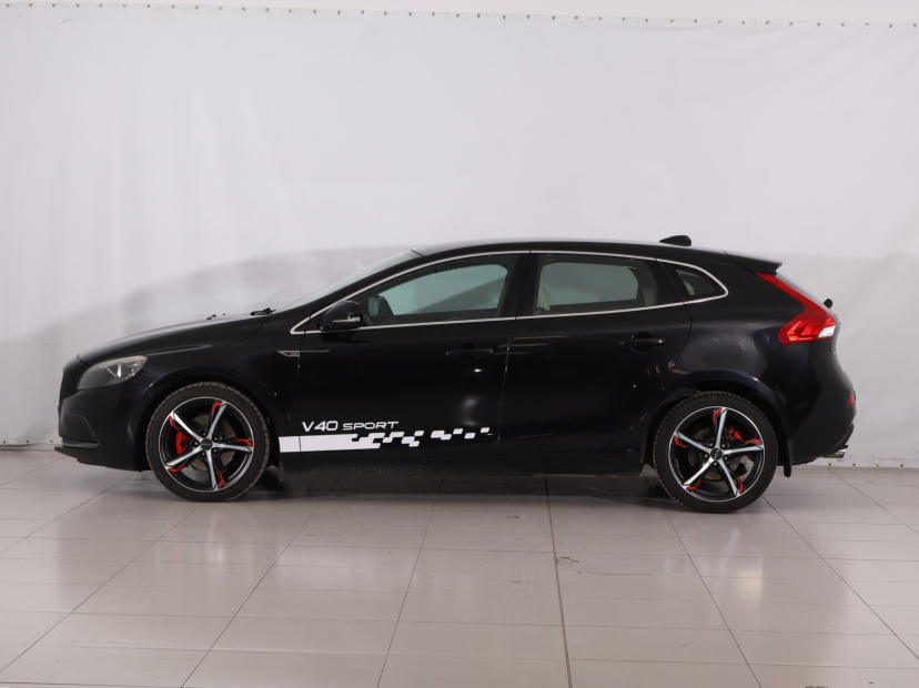 Volvo V40, 2012