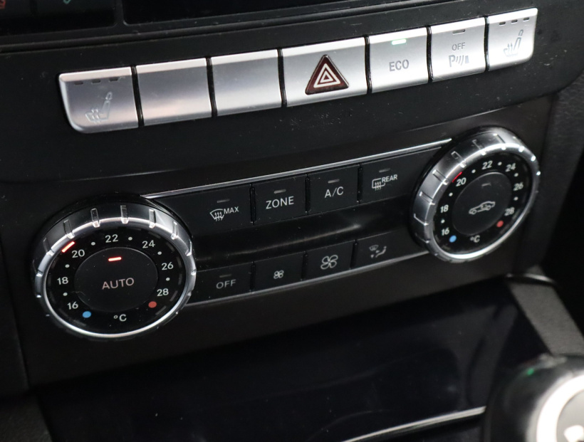Mercedes-Benz C, 2012