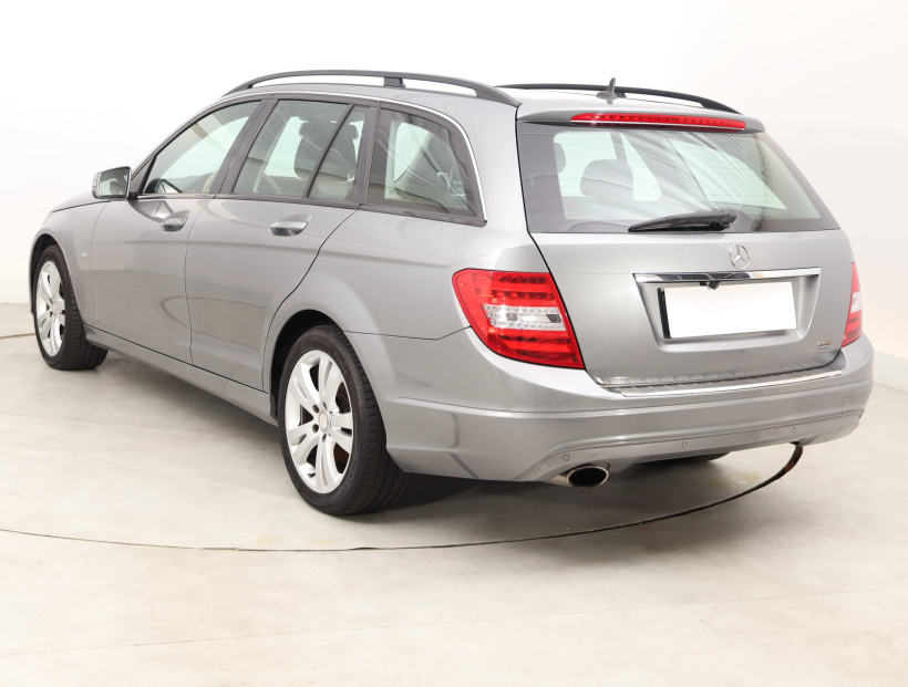 Mercedes-Benz C, 2012