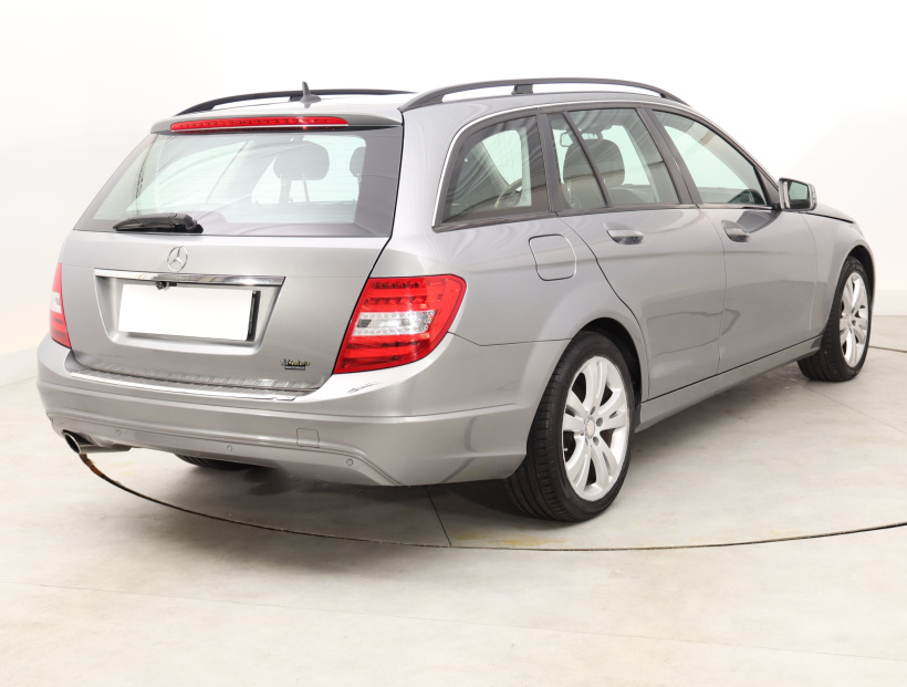 Mercedes-Benz C, 2012