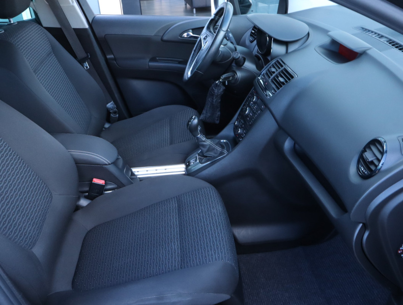 Opel Meriva, 2016